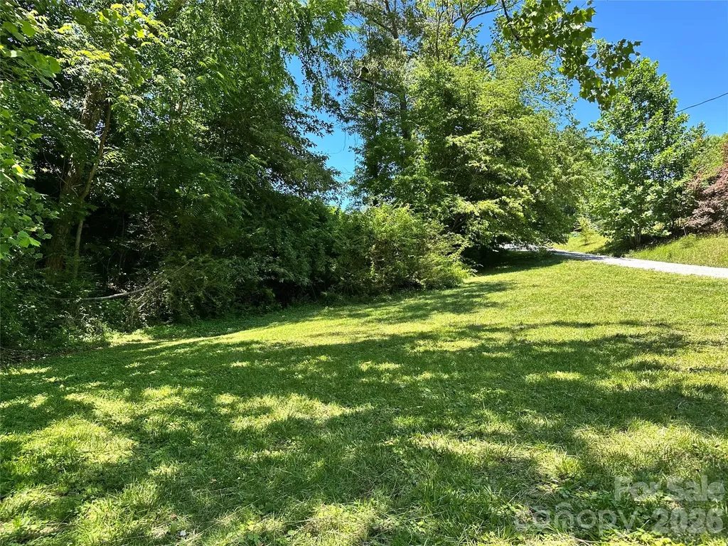 36 Range Road Etowah NC 28729