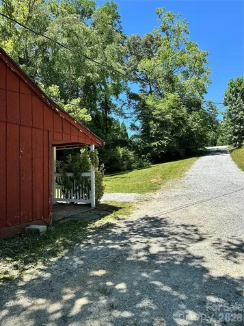 36 Range Road Etowah NC 28729