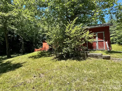 36 Range Road Etowah NC 28729