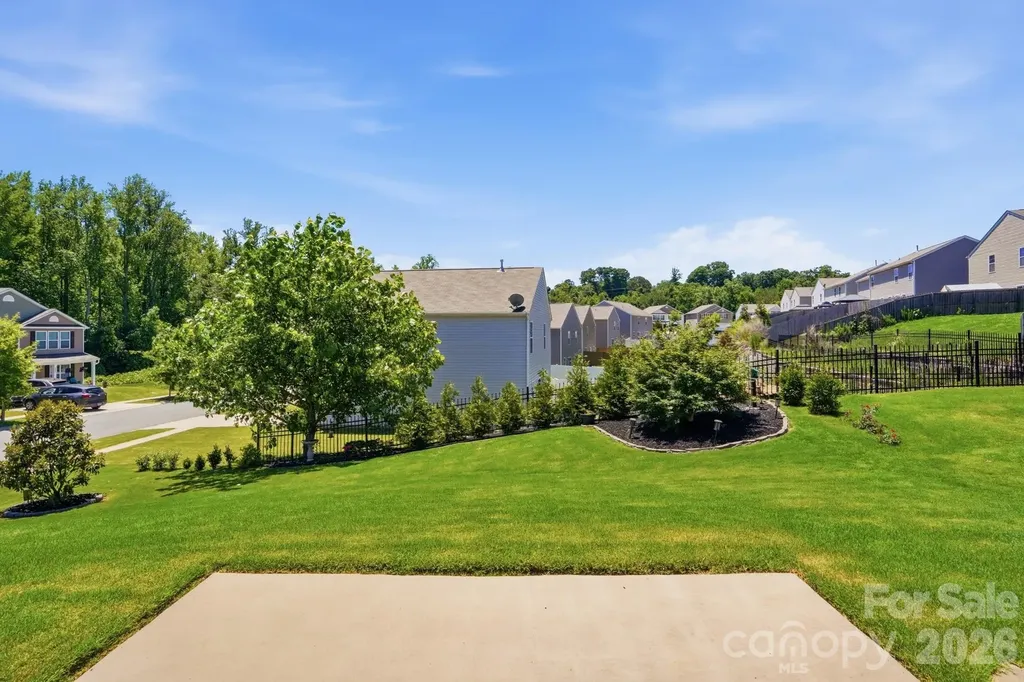 2757 Waybrook Drive Dallas NC 28034