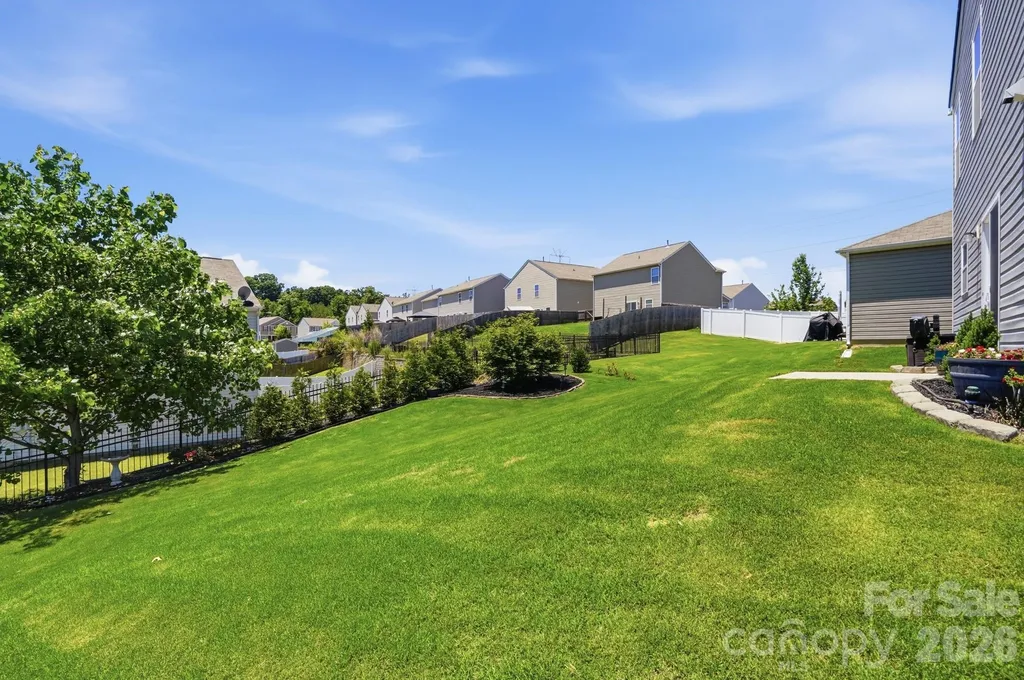 2757 Waybrook Drive Dallas NC 28034