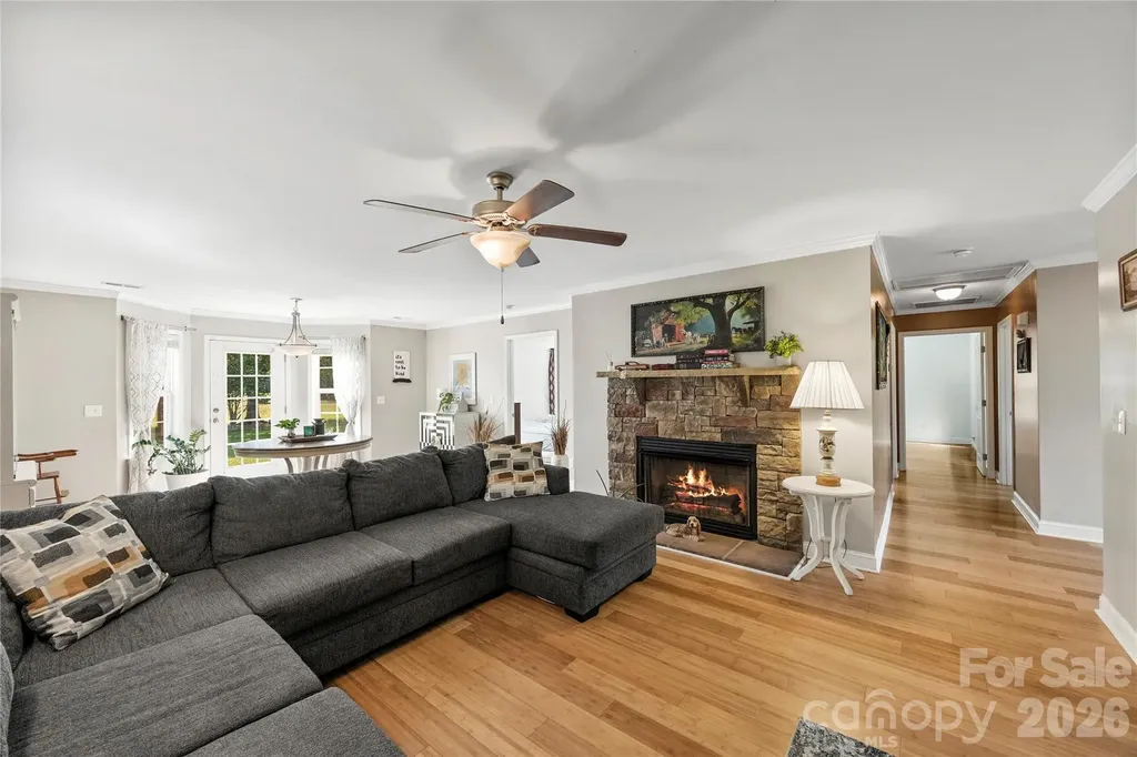 5250 Hickory Grove Road Mount Holly NC 28120