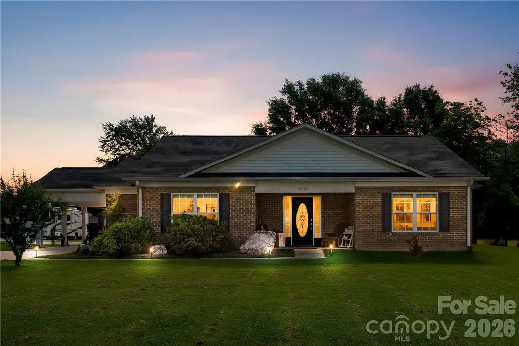 5250 Hickory Grove Road Mount Holly NC 28120