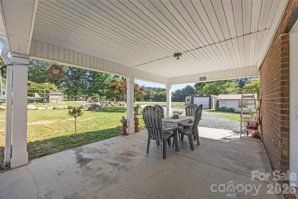 5250 Hickory Grove Road Mount Holly NC 28120