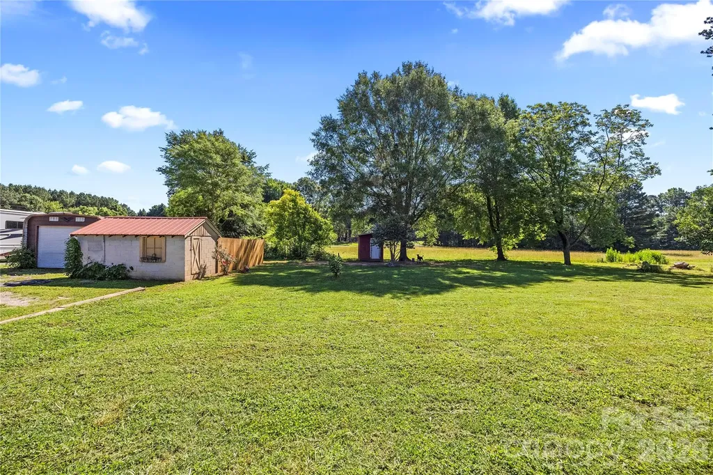 5250 Hickory Grove Road Mount Holly NC 28120