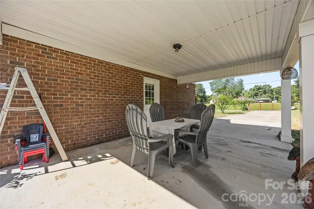 5250 Hickory Grove Road Mount Holly NC 28120