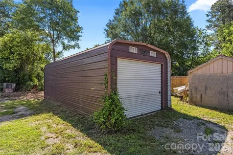 5250 Hickory Grove Road Mount Holly NC 28120