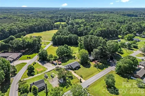 5250 Hickory Grove Road Mount Holly NC 28120