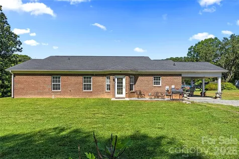 5250 Hickory Grove Road Mount Holly NC 28120