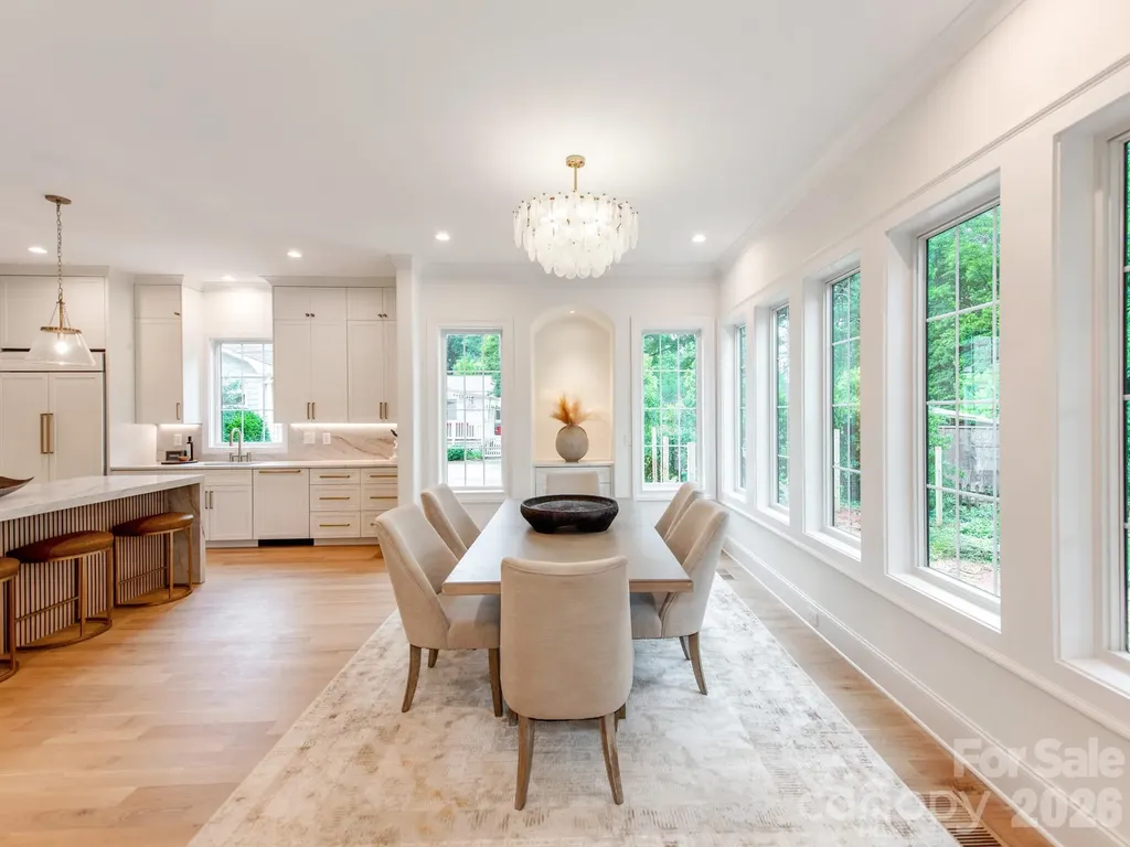 4627 Water Oak Road Charlotte NC 28211