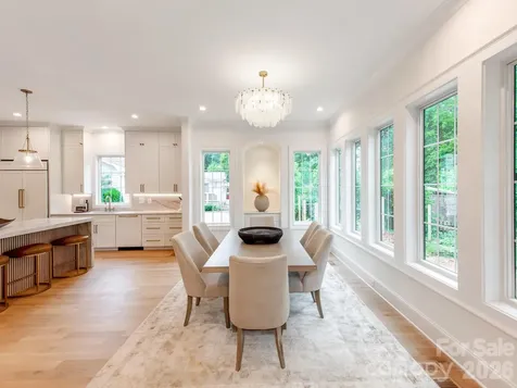 4627 Water Oak Road Charlotte NC 28211