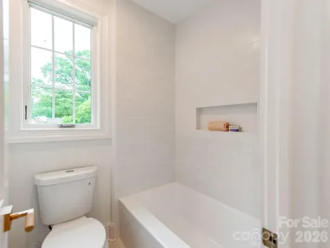 4627 Water Oak Road Charlotte NC 28211