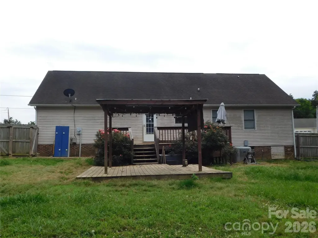 2707 Plantation Way Albemarle NC 28001