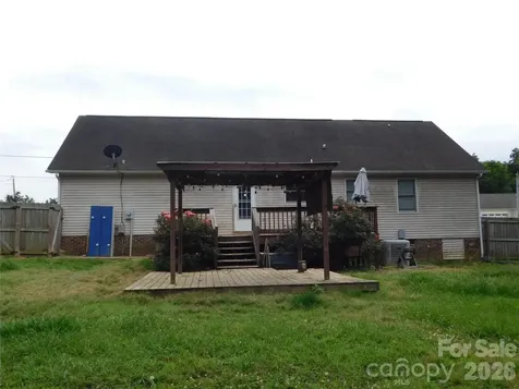 2707 Plantation Way Albemarle NC 28001