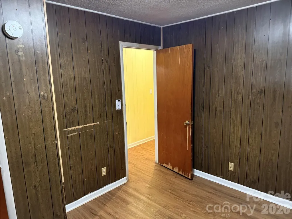 2609 Alleghany Street Charlotte NC 28208