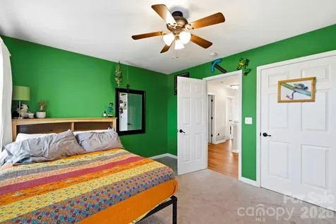 154 Haw River Road Fletcher NC 28732