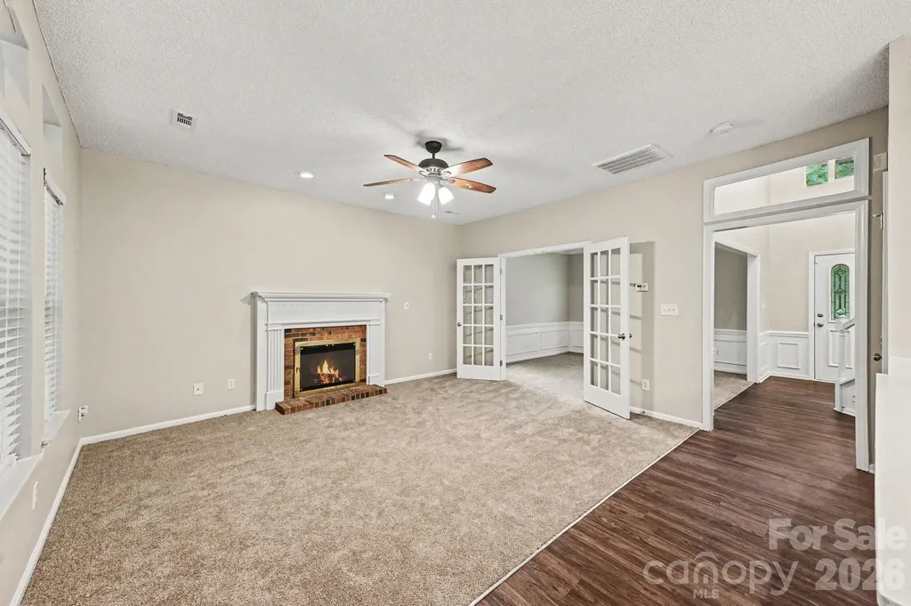 4619 Kirkgard Trail Charlotte NC 28269