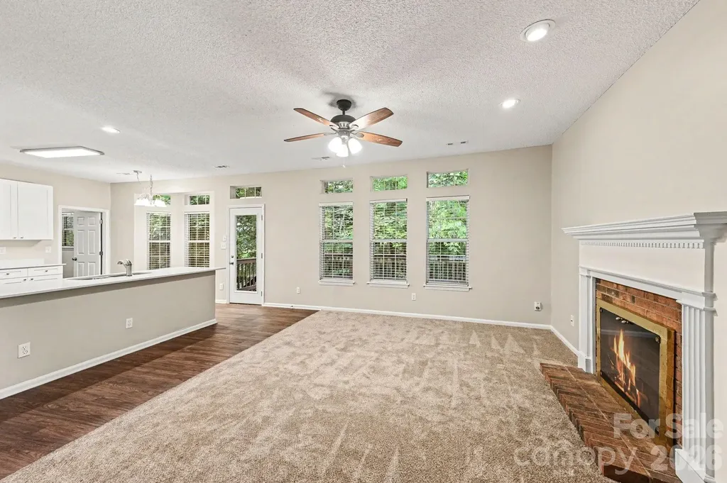 4619 Kirkgard Trail Charlotte NC 28269