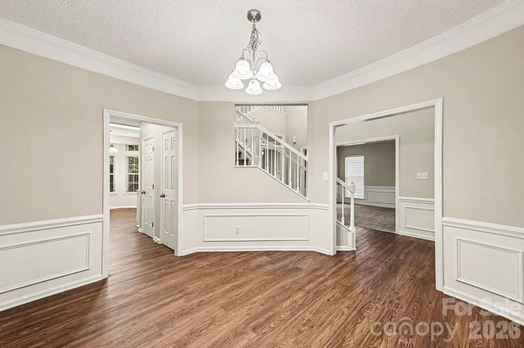 4619 Kirkgard Trail Charlotte NC 28269