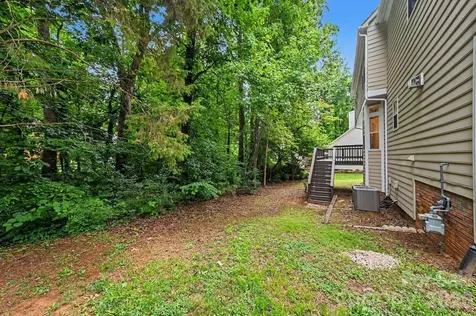 4619 Kirkgard Trail Charlotte NC 28269