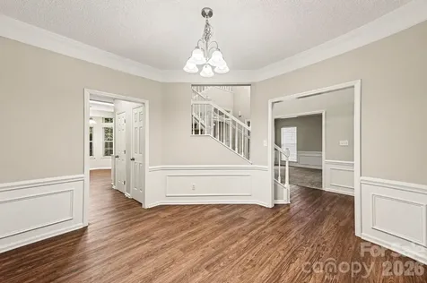 4619 Kirkgard Trail Charlotte NC 28269