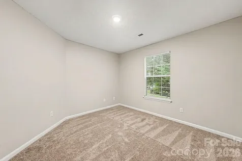 4619 Kirkgard Trail Charlotte NC 28269