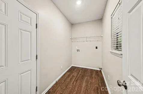 4619 Kirkgard Trail Charlotte NC 28269