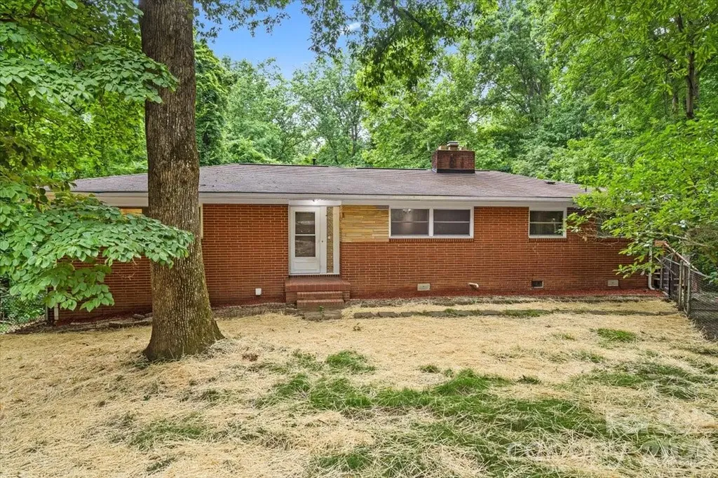 7328 Everett Drive Charlotte NC 28214