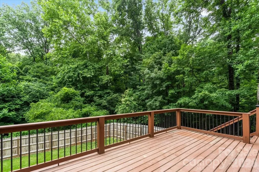 7328 Everett Drive Charlotte NC 28214