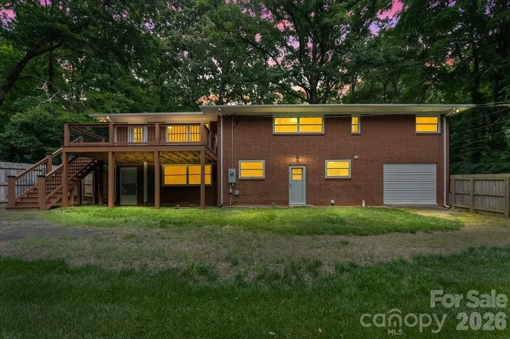 7328 Everett Drive Charlotte NC 28214