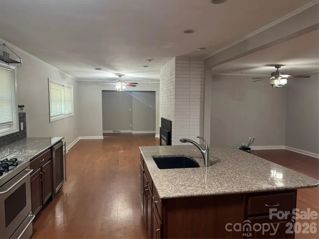 7328 Everett Drive Charlotte NC 28214