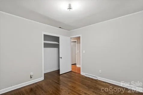 7328 Everett Drive Charlotte NC 28214
