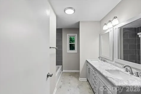 7328 Everett Drive Charlotte NC 28214