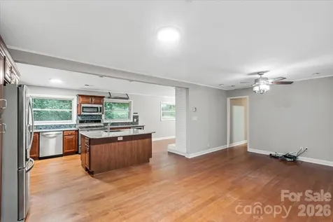 7328 Everett Drive Charlotte NC 28214