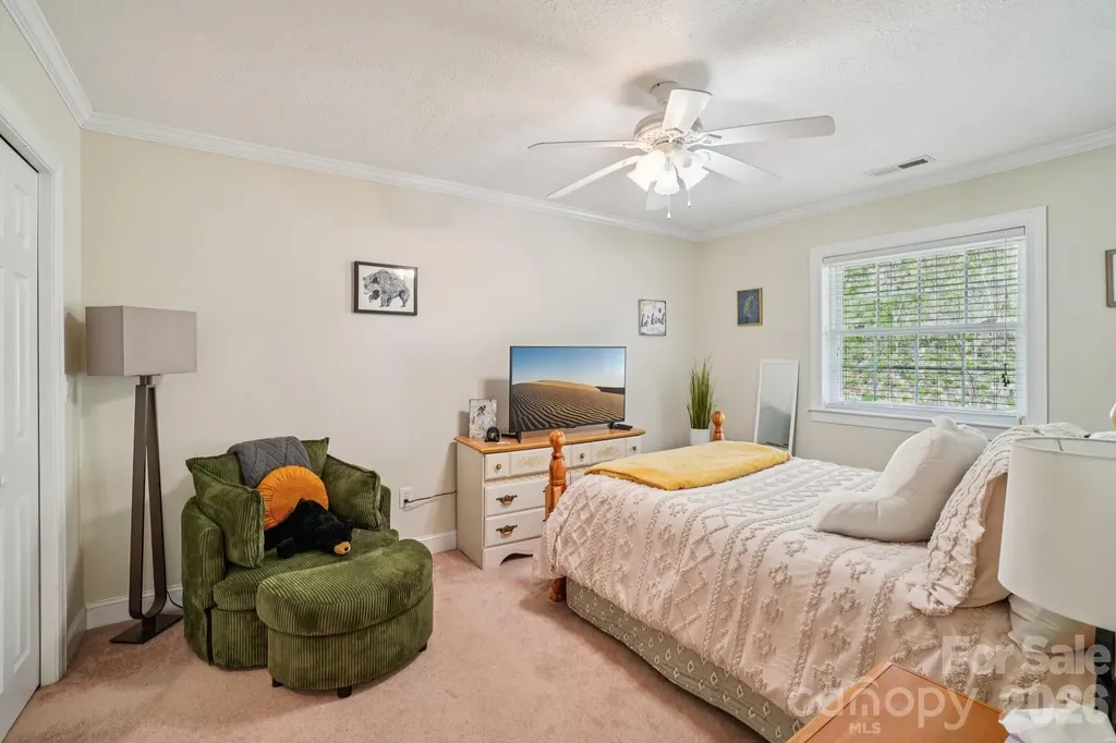 302 Davy Crockett Drive Maggie Valley NC 28751