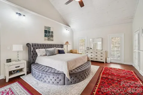 302 Davy Crockett Drive Maggie Valley NC 28751