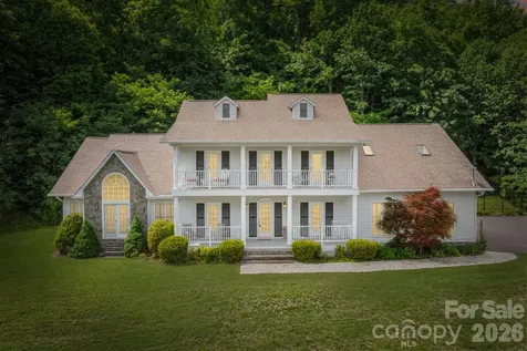 302 Davy Crockett Drive Maggie Valley NC 28751