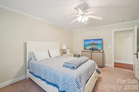 302 Davy Crockett Drive Maggie Valley NC 28751