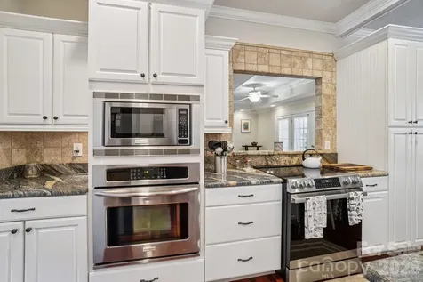 302 Davy Crockett Drive Maggie Valley NC 28751