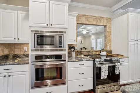 302 Davy Crockett Drive Maggie Valley NC 28751