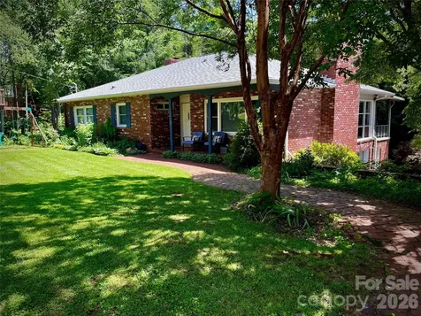 36 Clarendon Road Asheville NC 28806
