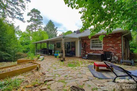 36 Clarendon Road Asheville NC 28806