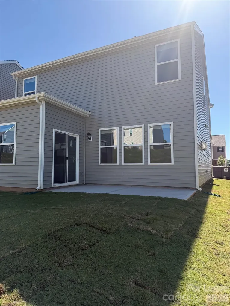655 13th Avenue Drive NE Hickory NC 28601