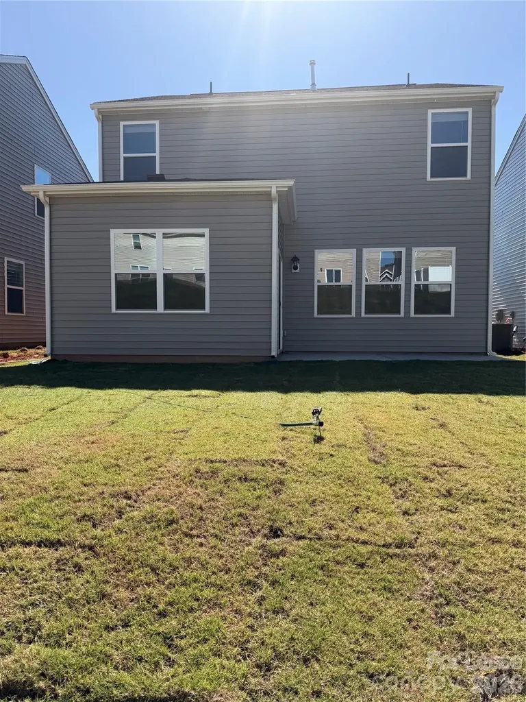 655 13th Avenue Drive NE Hickory NC 28601