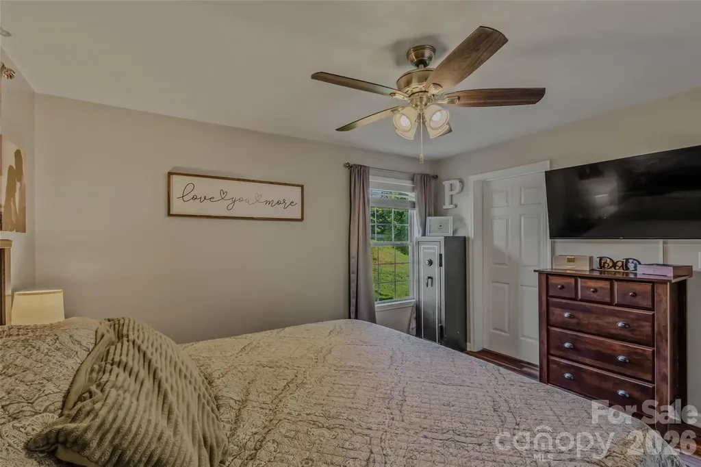 145 Wisconsin Avenue Elkin NC 28621