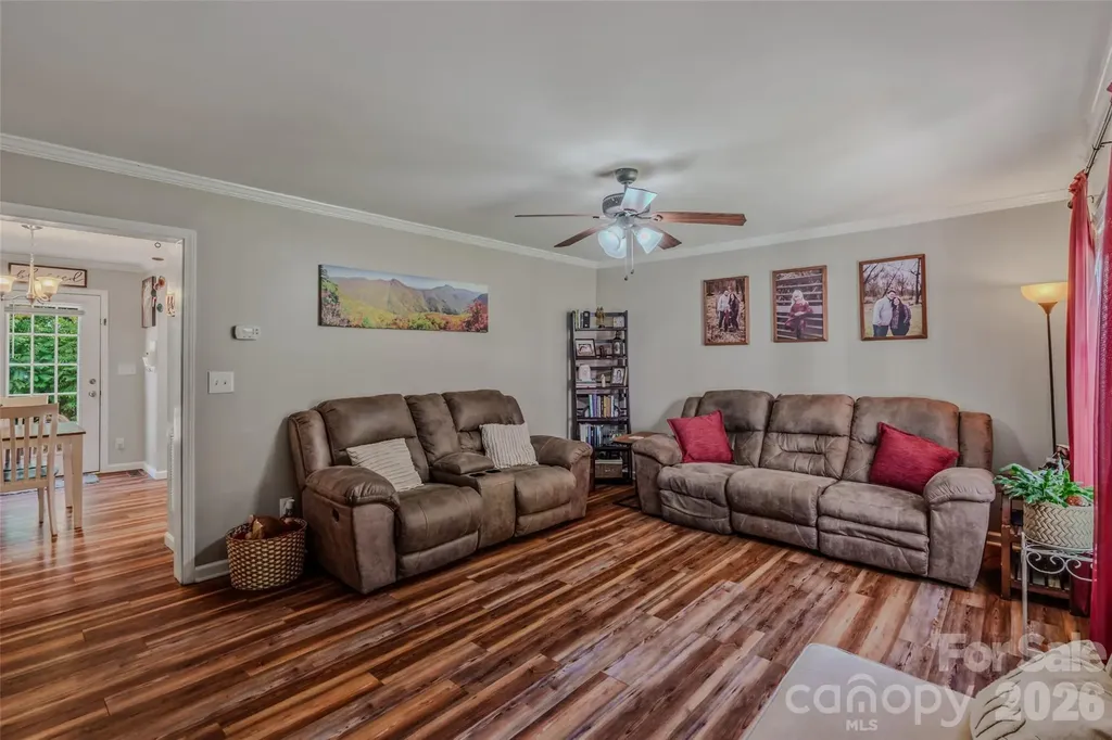 145 Wisconsin Avenue Elkin NC 28621