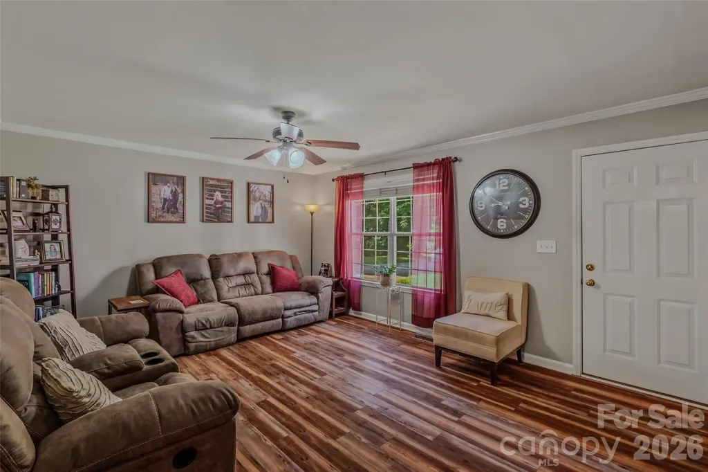 145 Wisconsin Avenue Elkin NC 28621