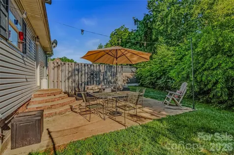 145 Wisconsin Avenue Elkin NC 28621