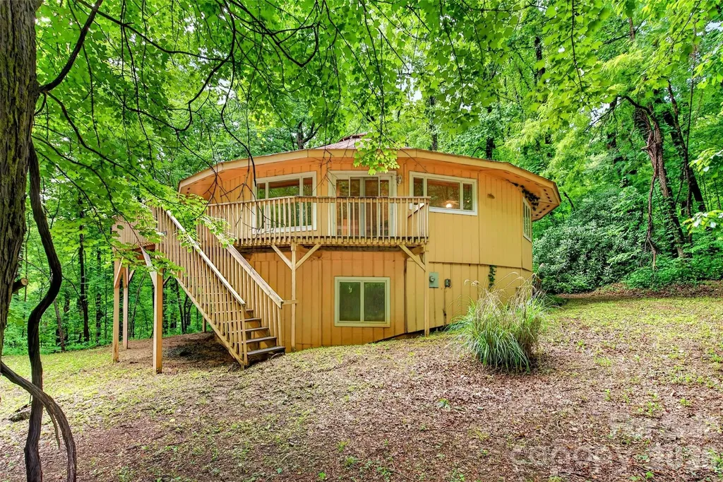 1614 Gateway Parkway Old Fort NC 28762
