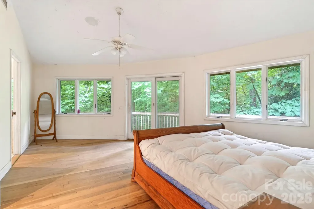 1614 Gateway Parkway Old Fort NC 28762